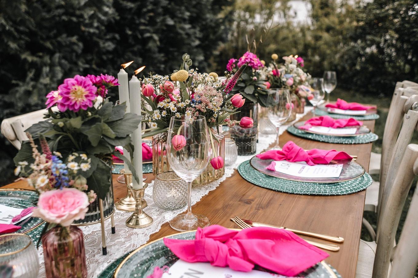 Styled Shoot - Gartenhochzeit in Pink