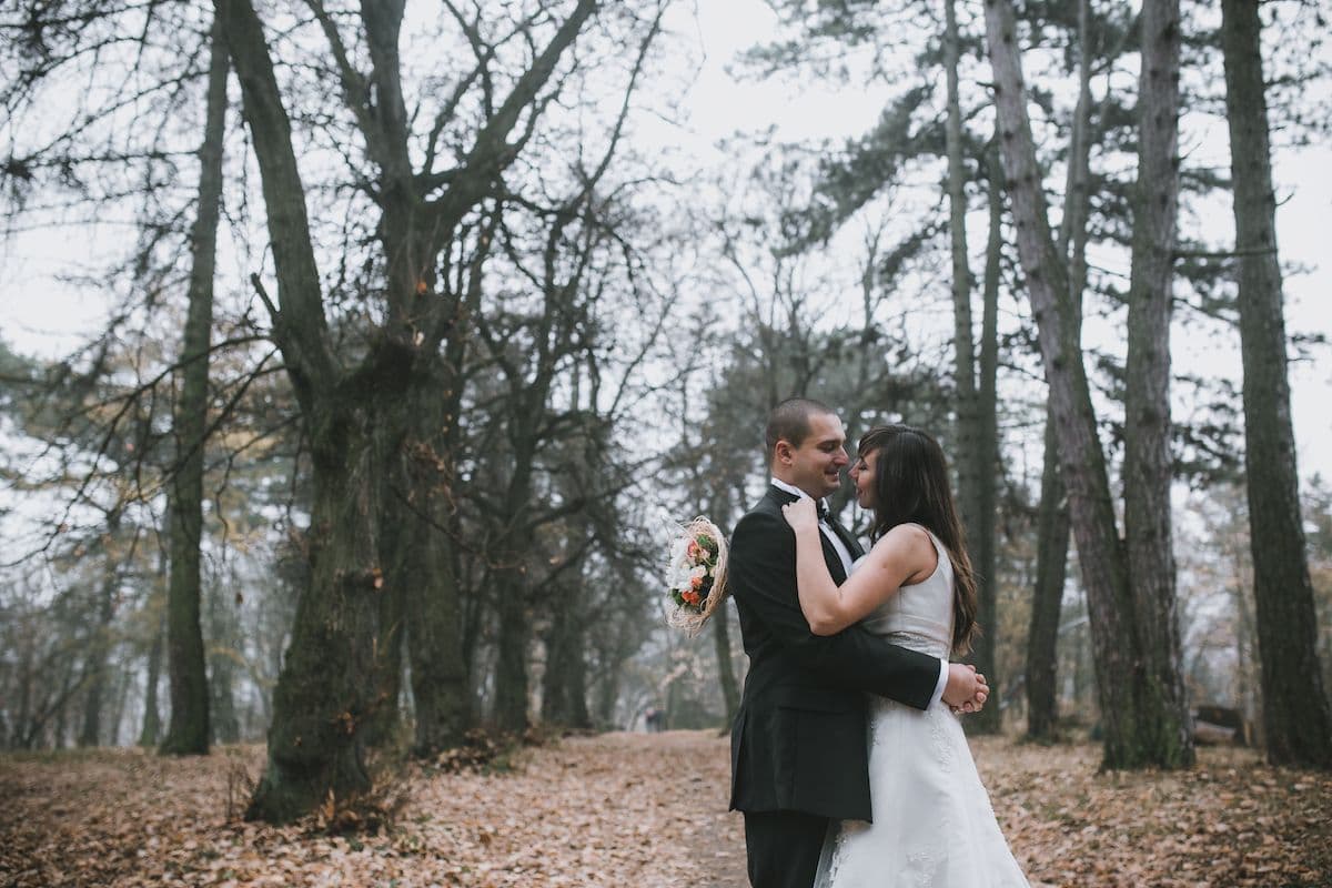 Das richtige Outfit für eine Hochzeit im Herbst