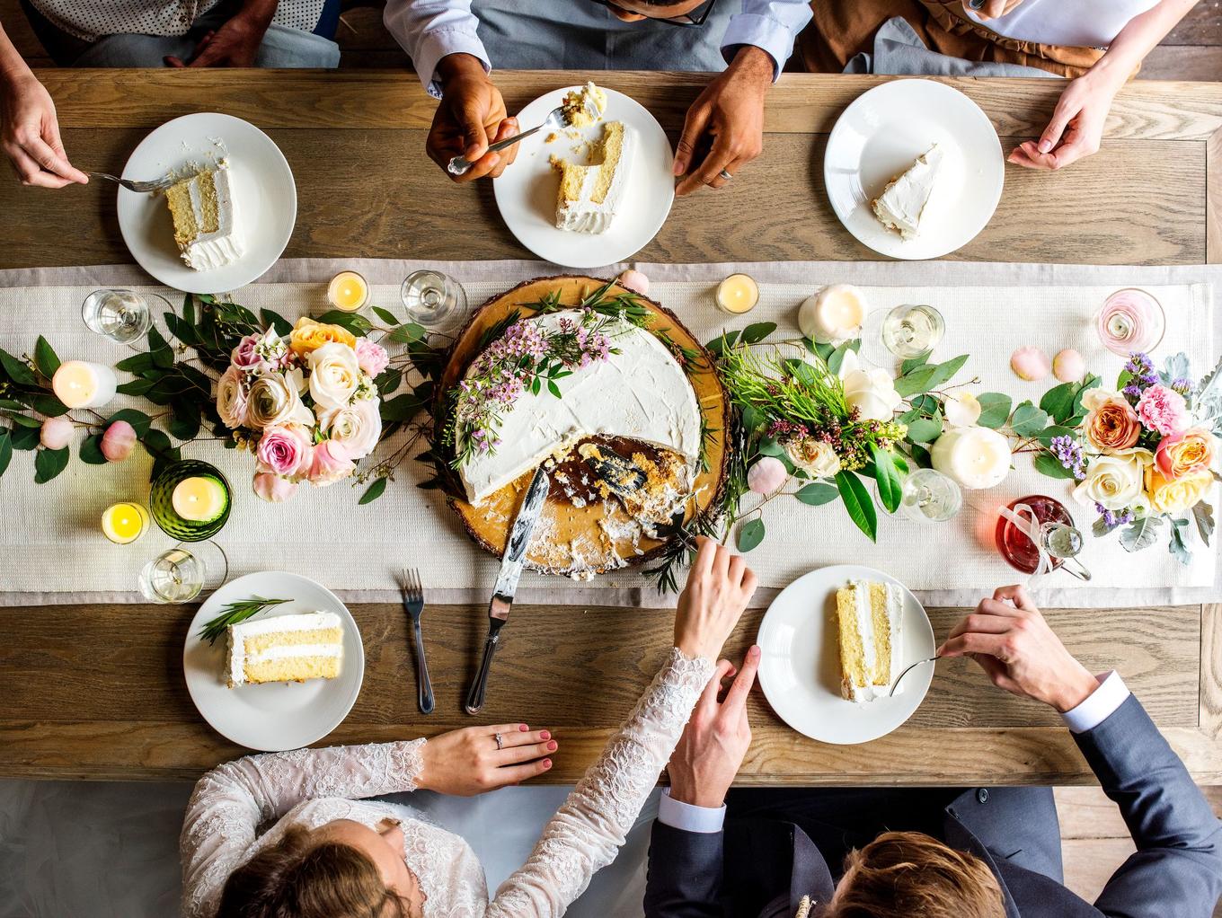 Frühlingshafte Hochzeitstorten zum Träumen