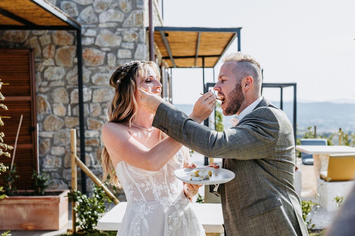 Wer zahlt das Essen bei der Hochzeit?