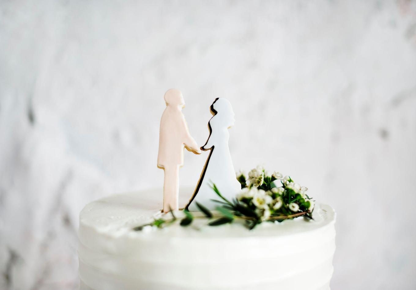 Brautpaar Figuren – 20 Ideen für den ultimativen Hingucker auf Eurer Torte