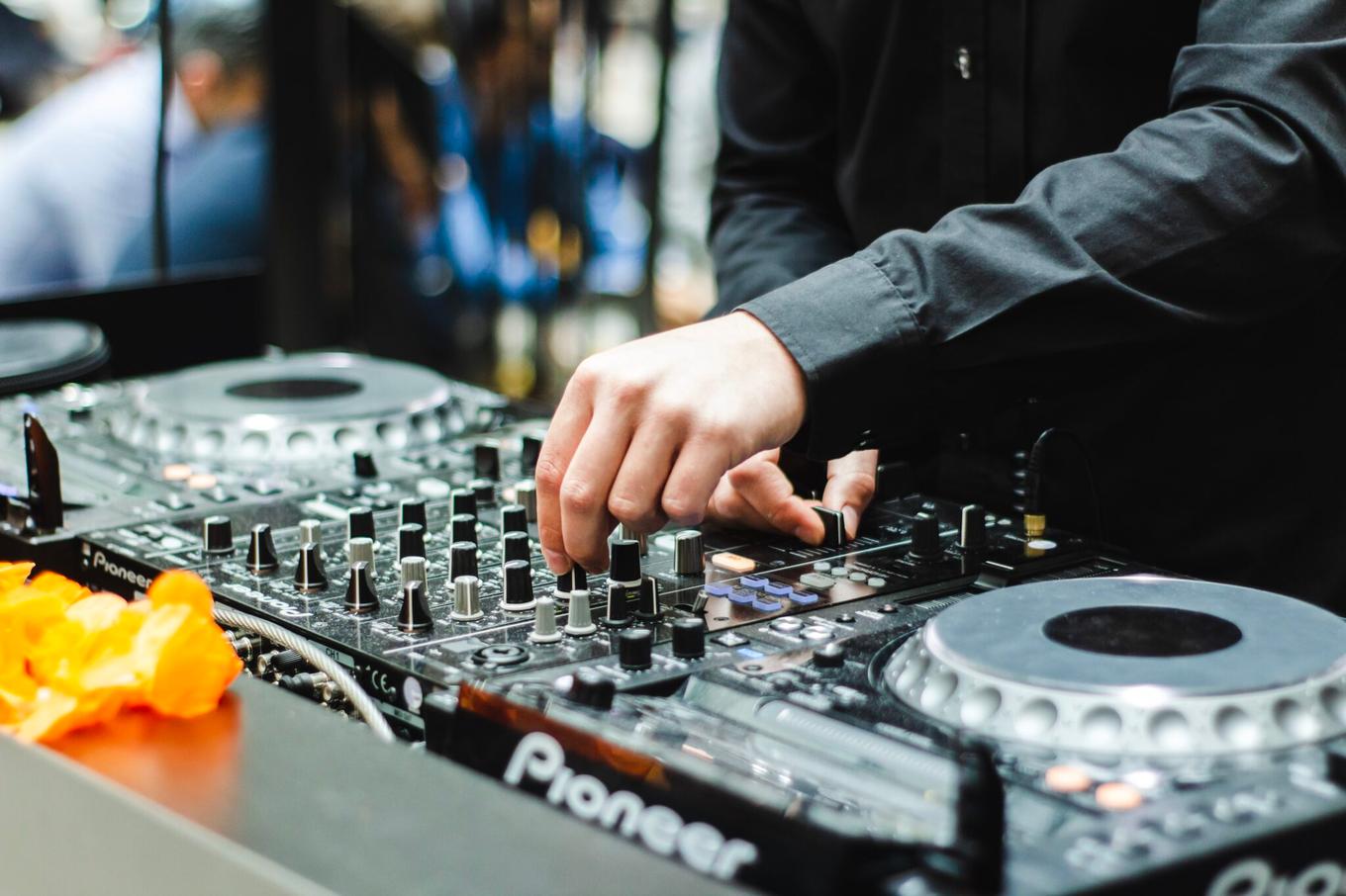 Alle Infos zu Hochzeits-DJs