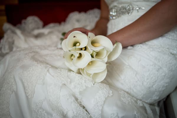Elfenbeinhochzeit - Wünsche und Bräuche zum 14. Hochzeitstag