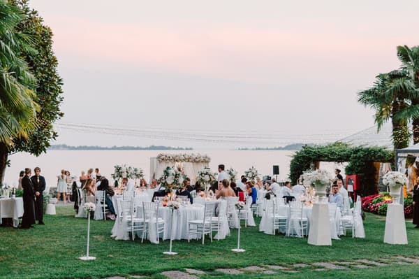 Sommerhochzeit: Die besten Tipps für eine großartige Feier