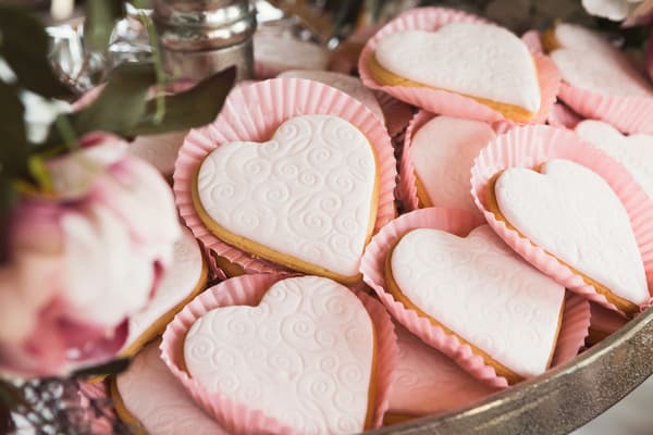 Keksstempel: Trendige Gastgeschenke selber machen