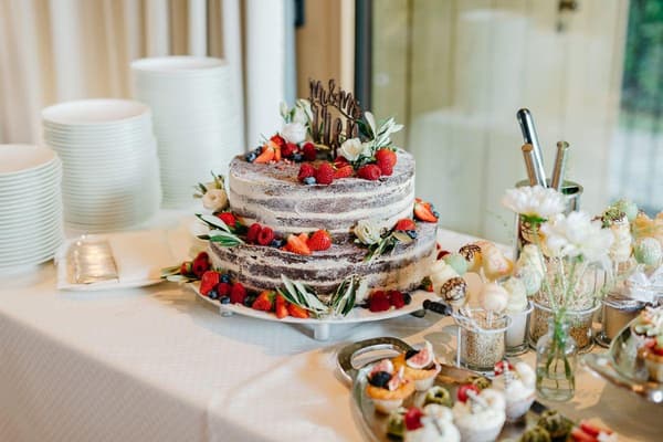 Hochzeitstorte Preise - Was kostet eine Hochzeitstorte?