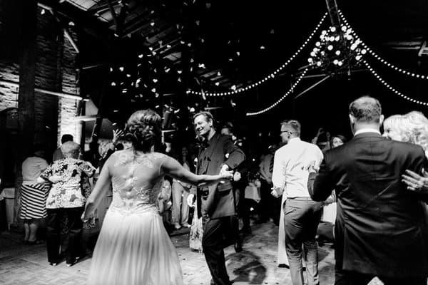 Unplugged Wedding - Pro und Kontra eines Handyverbots auf der Hochzeit