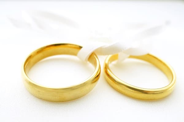 Geschenke zur Goldenen Hochzeit – 30 fabelhafte Geschenkideen für das Jubelpaar