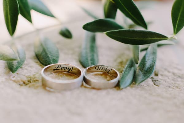 Samthochzeit - Wünsche und Bräuche zum 29. Hochzeitstag