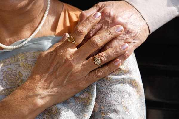 Gnadenhochzeit - Wünsche und Bräuche zum 70. Hochzeitstag