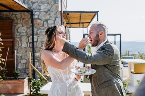 Wer zahlt das Essen bei der Hochzeit?