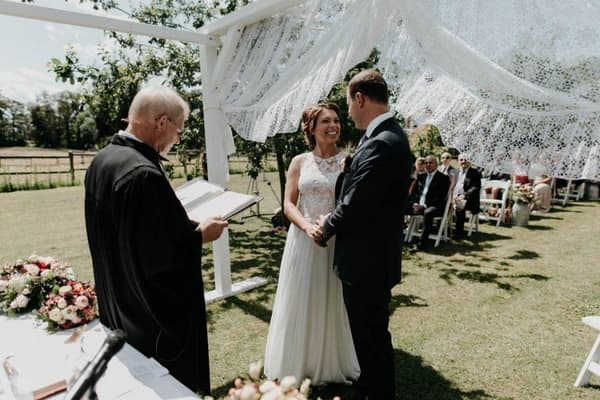 Freie Trauungen als Alternative zur kirchlichen Hochzeit