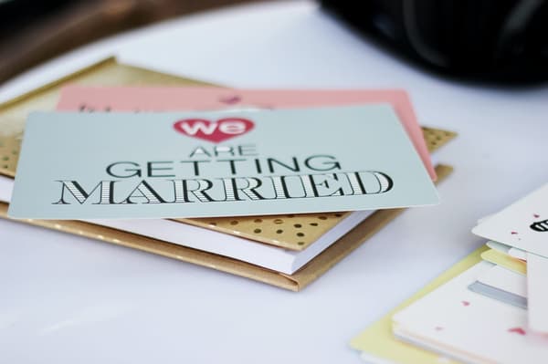 Hochzeitseinladungen und Danksagungen - stilvoll einladen und sich bedanken