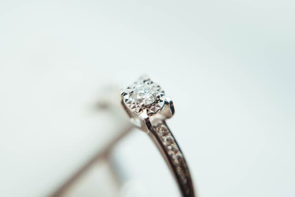 Die Tradition des Diamantrings