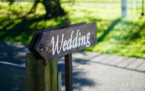 Hochzeitsschilder selber machen – MAKE YOUR OWN SIGN