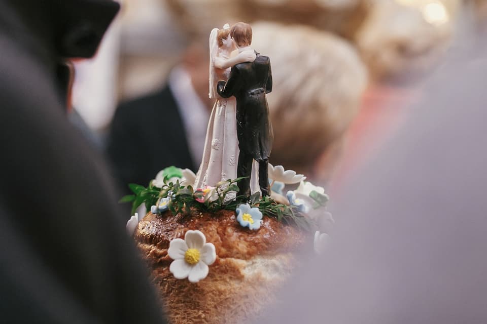 Eine romantische Brautpaar-Figur
