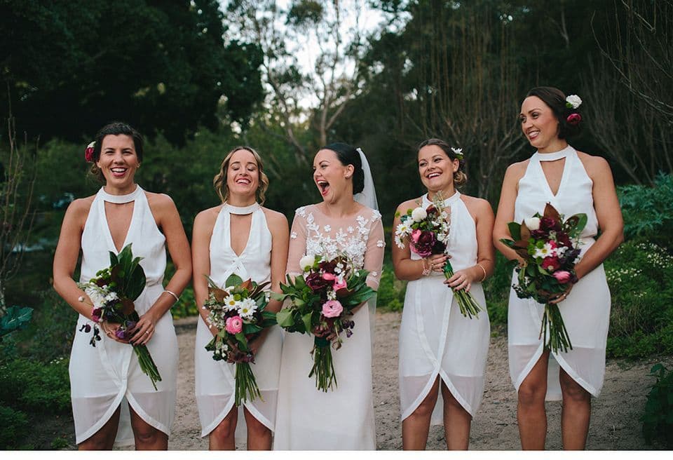 Ein bisschen wie Uniform, nur viel schöner: Die Kleider der Brautjungfern © Weddings by Tim