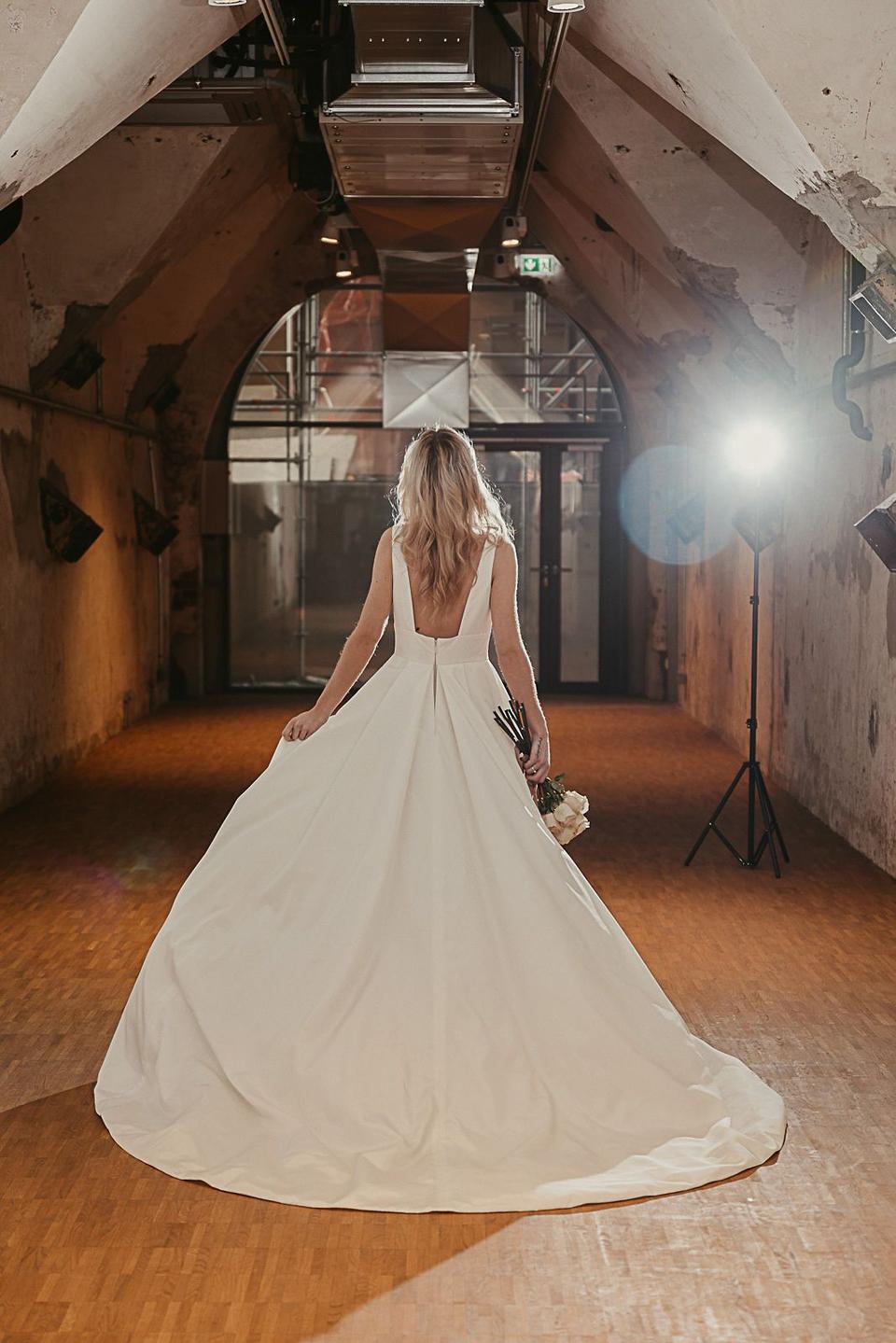 schlichtes Brautkleid A-linie
