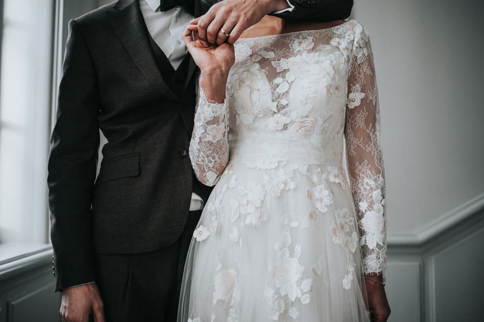 Budget Hochzeit garderobe Brautpaar