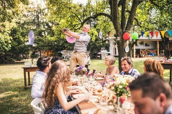 Feier anlässlich der Perlenhochzeit