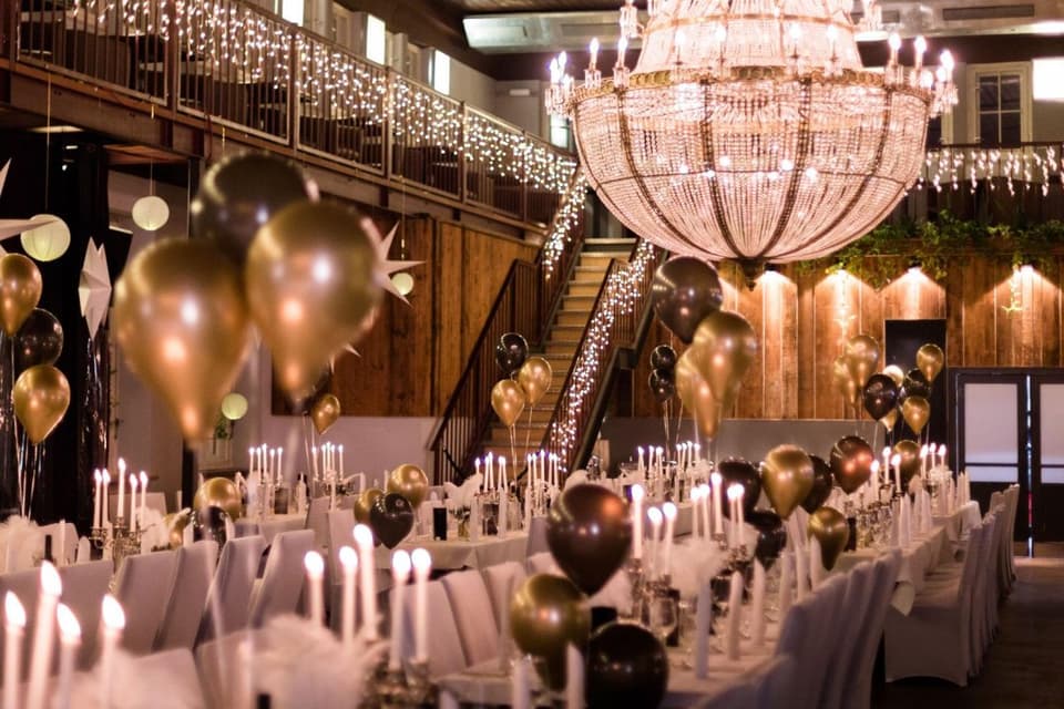 Tischdeko Hochzeit: Wunderschöne Kerzen; Foto: Alte Turnhalle