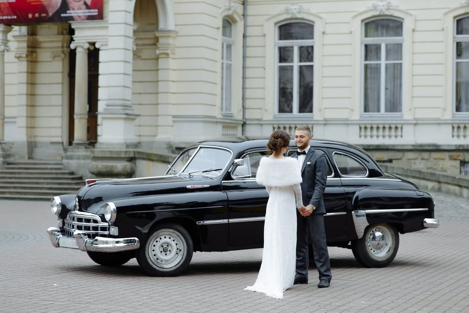 Elegante Limousine als Hochzeitsauto