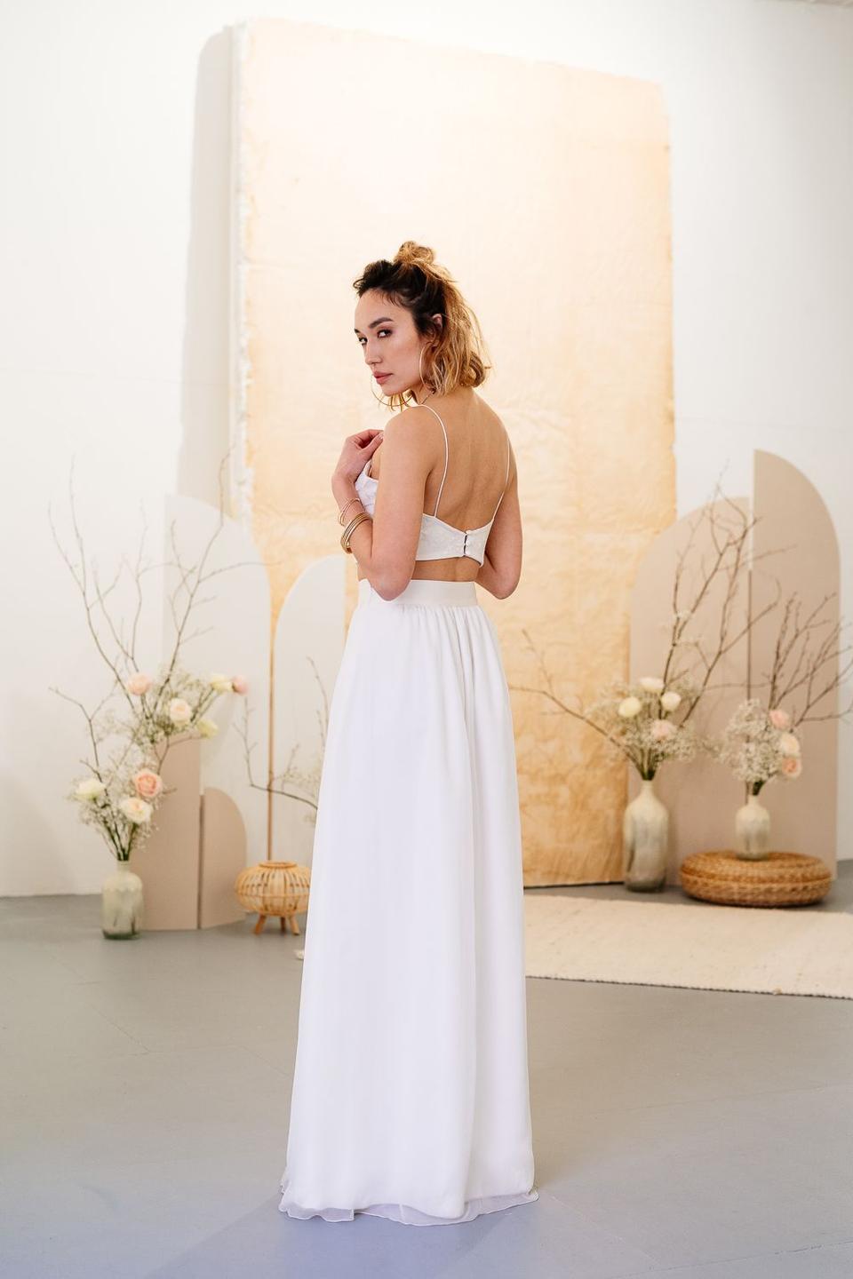 zweiteiliges schlichtes Brautkleid