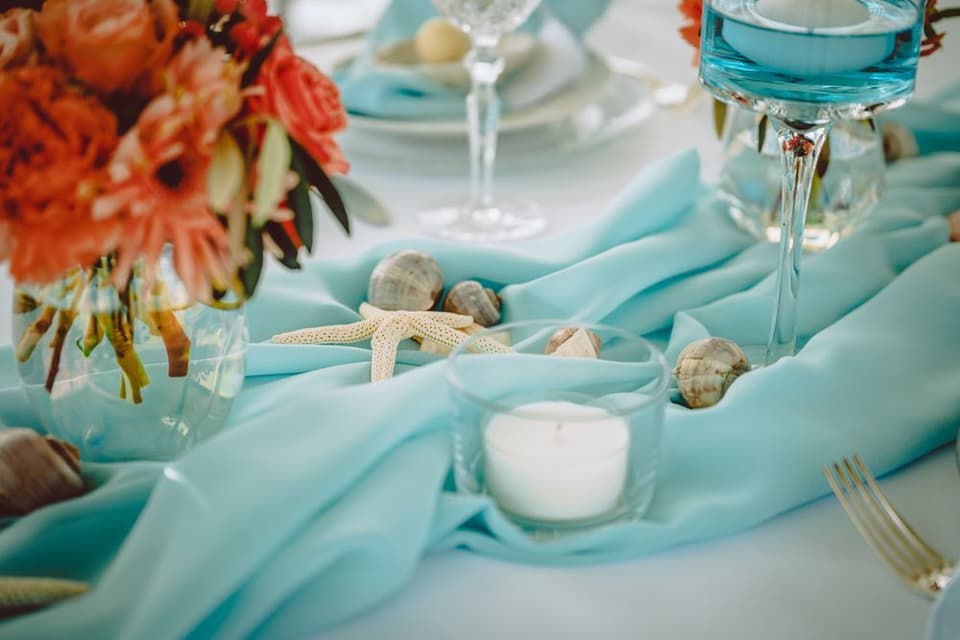 Maritime Tischdeko für die Traumhochzeit