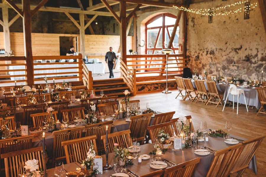 Feldsteinscheune: Perfekt für die Scheunenhochzeit
