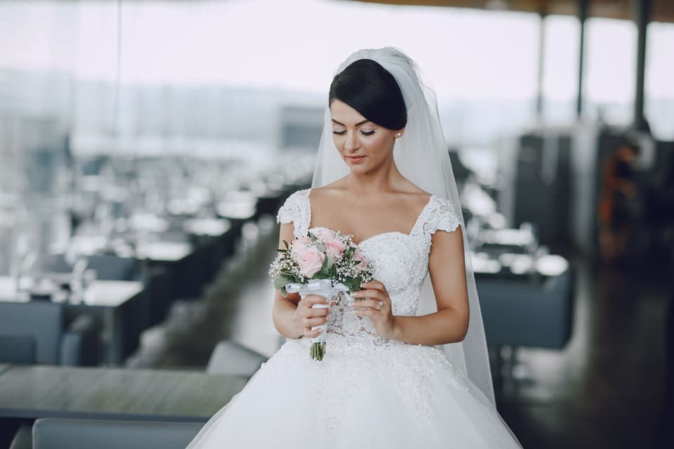 Wie neu, weil neu, nur gĂŒnstiger â dieses Kleid ist bei Frauen sehr begehrt