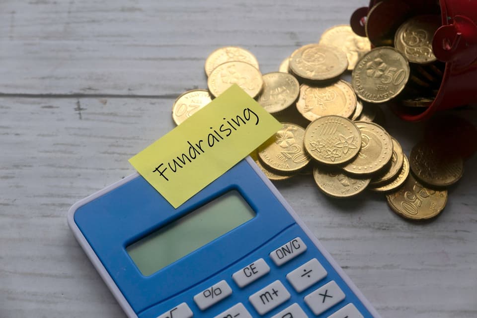 Spenden sind keine Pflicht, machen aber glücklicher