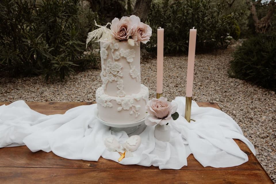 Torte: © Süße Flora Tortenatelier | Foto: © @o_dear