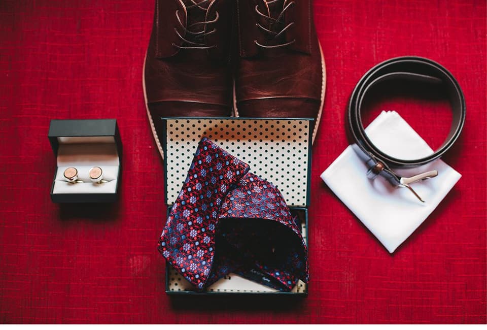 Geschenke zur Rubinhochzeit: Kleidung für die Rubinhochzeit