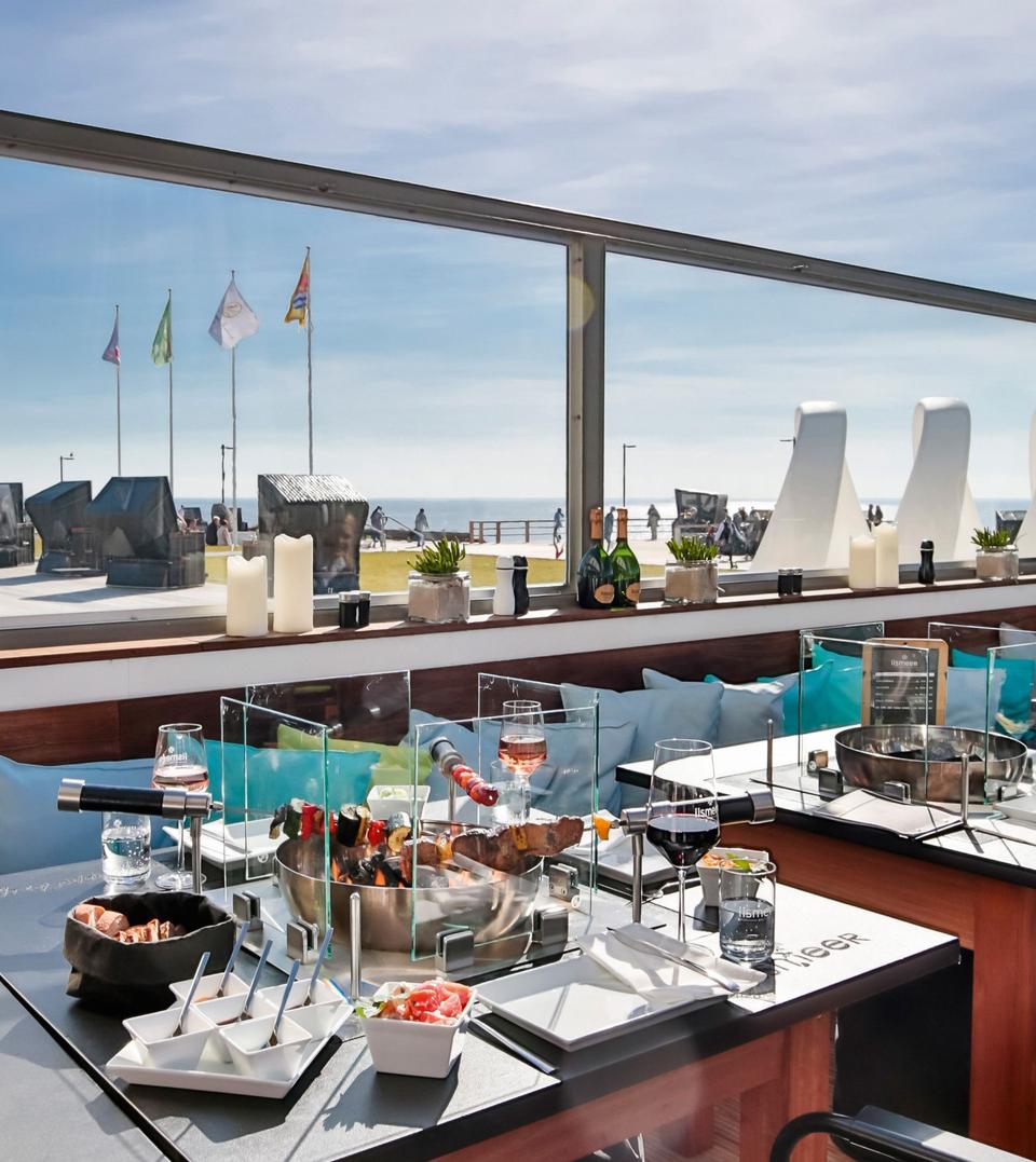 Restaurant mit Blick aufs Meer