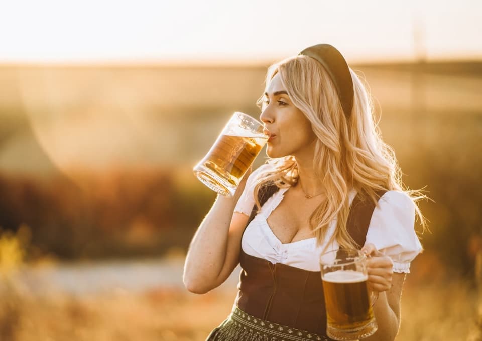 Heiraten im (Designer-)Hochzeitsdirndl