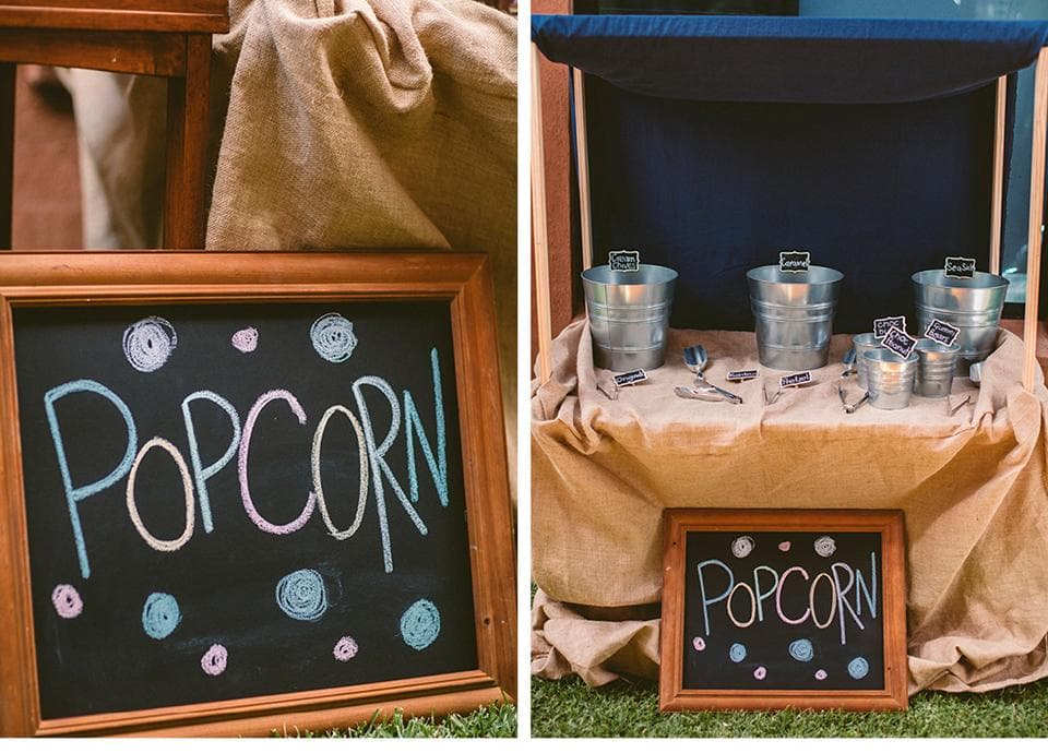 Hochzeitsideen: Candybar Schild mit Popcorn
