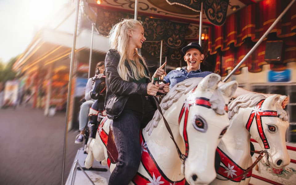 Valentinstags Date im Freizeitpark